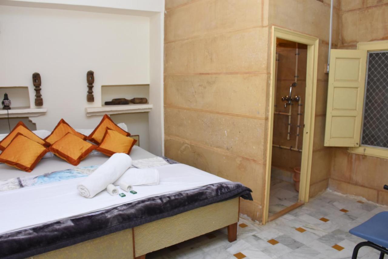 Rumi'S Home Stay Jaisalmer Exteriör bild